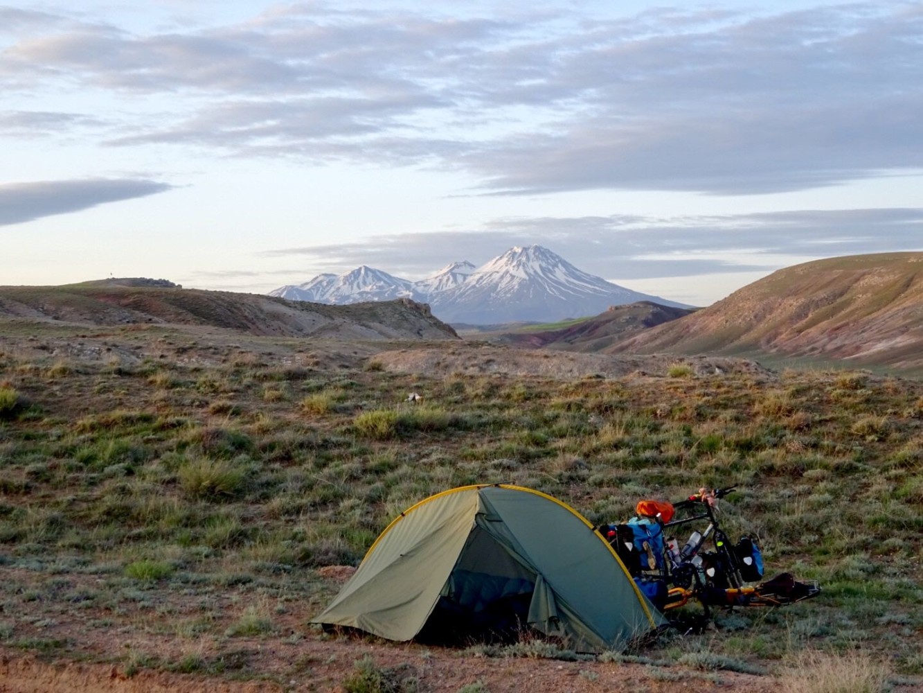 Projection « Alpes – Himalaya : la route des cimes »